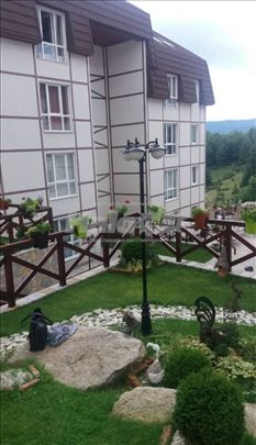 Na prodaju apartman 29kv u Kraljevim Čardacima