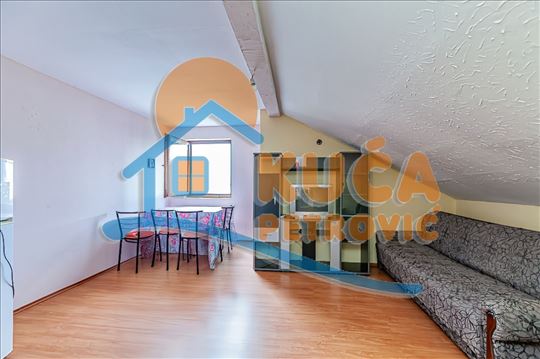 Na prodaju jednosoban stan, 36m2, na atraktivnoj l