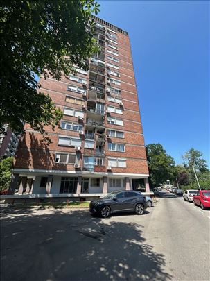 RETKA PRILIKA - 2.5 stan 67 m2 u najtraženijem del