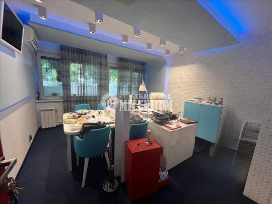 Savršeno dizajniran Lux 3.5 soban stan ID#2055