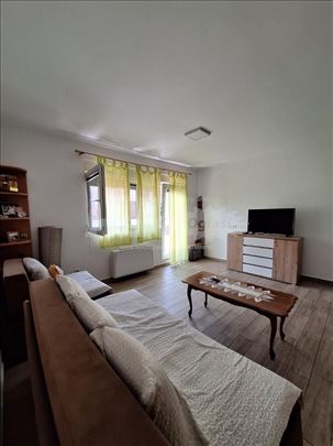 Zemun - Gornji grad, Garsonjera, 41m2