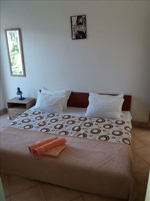 Herceg Novi smjestaj  u junu ,povoljno