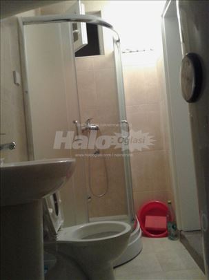 Izdajem jednosoban stan 26m2 Vozdovac- Autokomanda