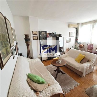 Novi Beograd, blok 21, stan 77m2