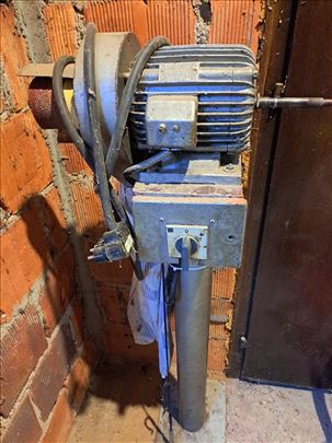 Obućarska mašina za brušenje (glancarica)