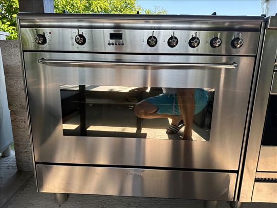 Smeg profesionalni sporet