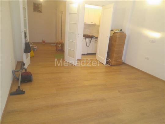 Vračar Krunska 1.0 33m2 TA Bez lifta 1/4