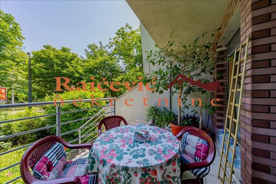 Dedinje, Raska, 5.0, 142 m2, 2 lodje, VPR i I od I