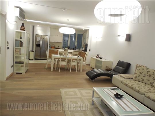 ID#33672, Izdavanje, Stan, Krunska, 123 m2