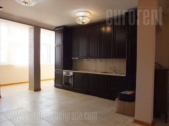 ID#39046, Izdavanje, P.P., Krunska, 100 m2