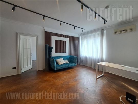 ID#47066, Izdavanje, P.P., Knez mihailova, 240 m2