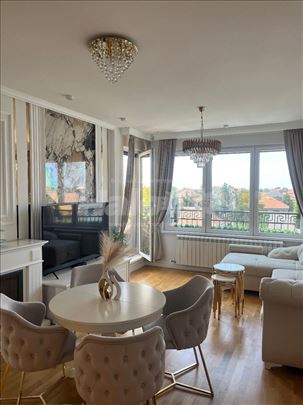 LUX stan 61 m2, parking, uknjizen, opremljen