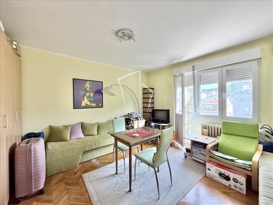 Odličan ,uknjižen 1.0 soban stan ID#11249
