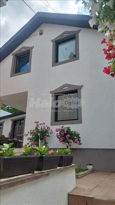 Smederevo STROGI CENTAR 140m2 + garaza+kotlarnica