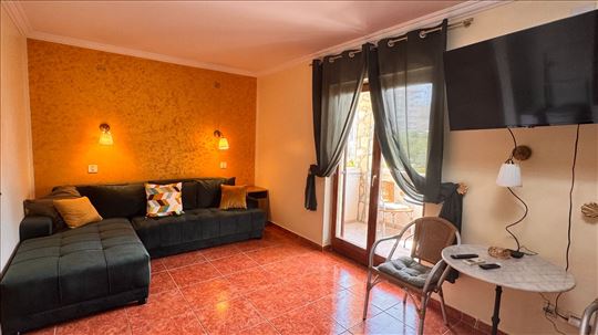 Veliki apartman, Bečići, Rafailovići