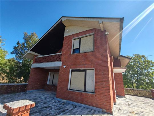 Kuća u Koraćici 150 m2, 10ari placa, bunar, asfalt