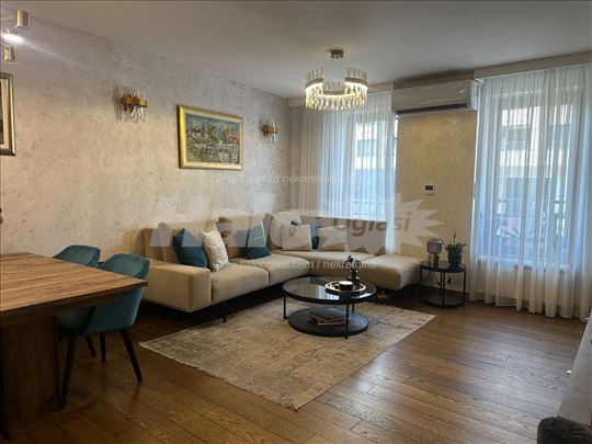 Lux stan, Vračar, Južni Bulevar