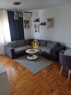 Prodaja dvoiposobnog stana 55m² sa terasom i garaž