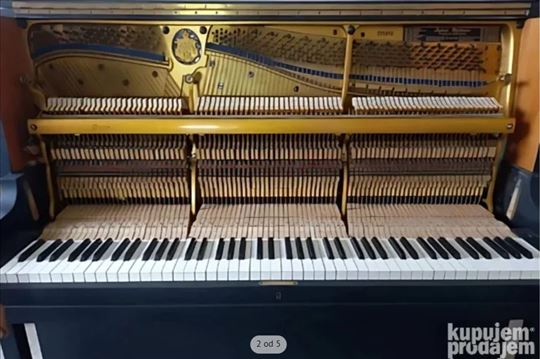 Prodajem pianino Julius Bluthner