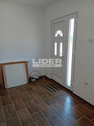 Uknjižena kuća, Krčedin ID#133184