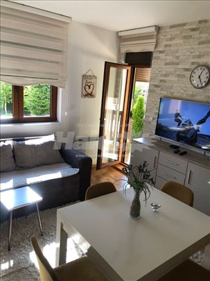Zlatibor-Apartman sa dvoristem na duze