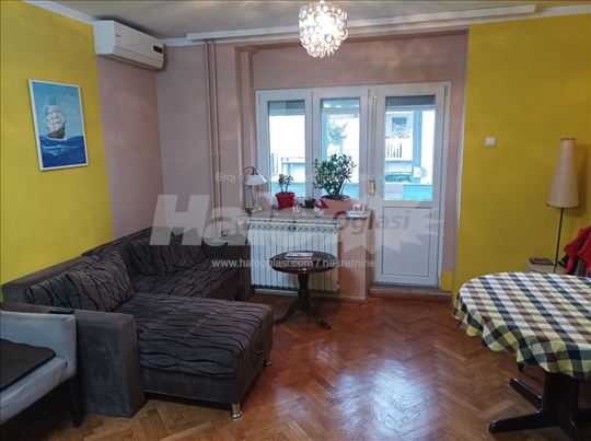 Bez agencije Cerak 54kv Uknjizen Renoviran