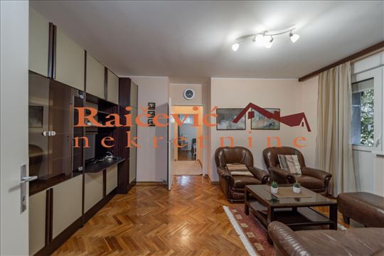 Bulbulder, Laze Kostica, 3.0, 61 m2 sa T