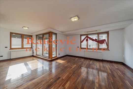 Crveni krst, Save Tekelije, 4.0, 104.10 m2