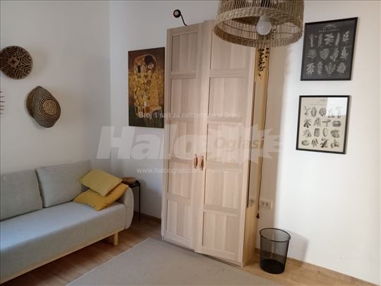 Lux garsonjera u Visokog Stevana