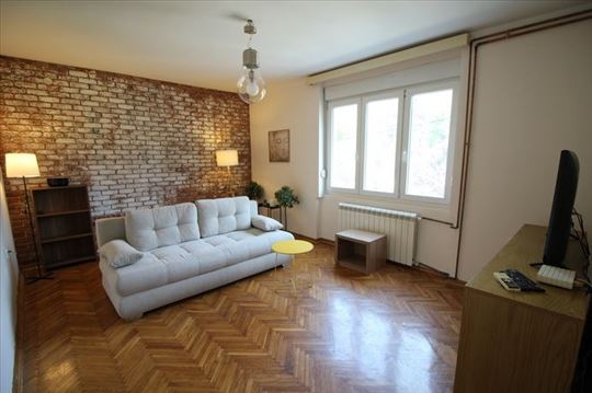 Prostran stan na Vračaru, parking, ID 4394