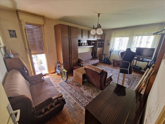 Stari grad, Dorćol, 3.0, 76m2, 5/7 adaptibilan u 4
