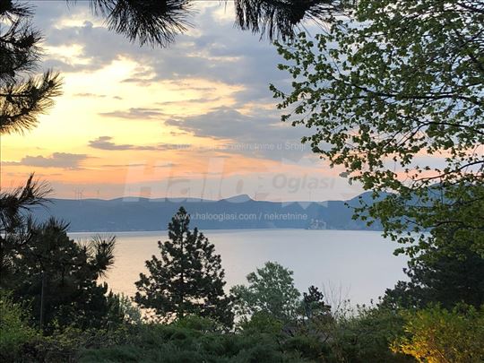 Vikendica kod Golupca s prelepim pogledom na Dunav