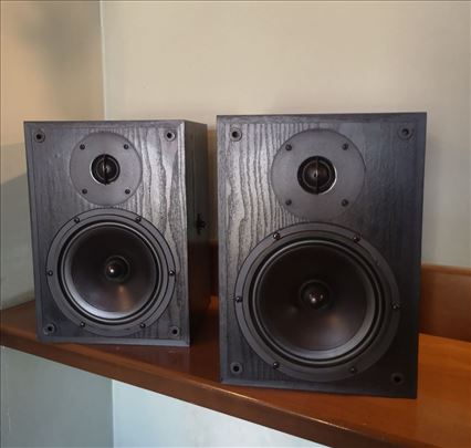 Wharfedale programme 35 snage 120 w ( 8 OHMS ) 