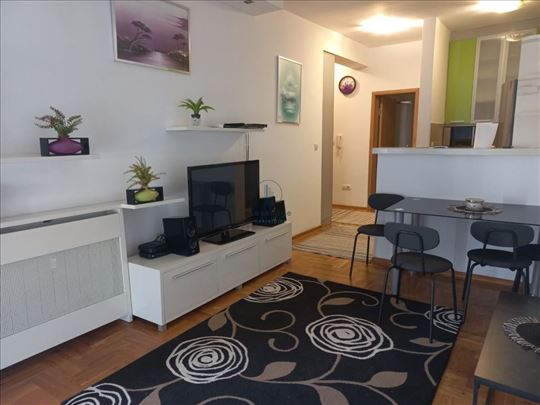 Đeram, Jedrenska, 45 m2