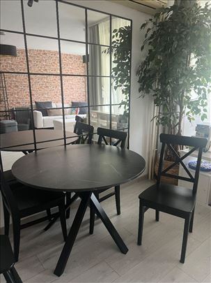 Ikea crni sto i 6 stolica
