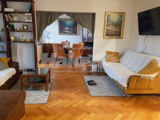 Izdajem stan Banovo brdo, Izvorska, 64kvm