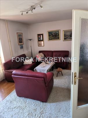 Novi Beograd, Blok 4, Pariske komune,3.5,96m2+L  