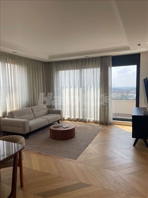 Penthouse,  panorama, 2 parking mesta, lux sredjen