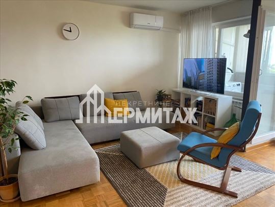Voždovačka crkva | pet friendly | 4.0