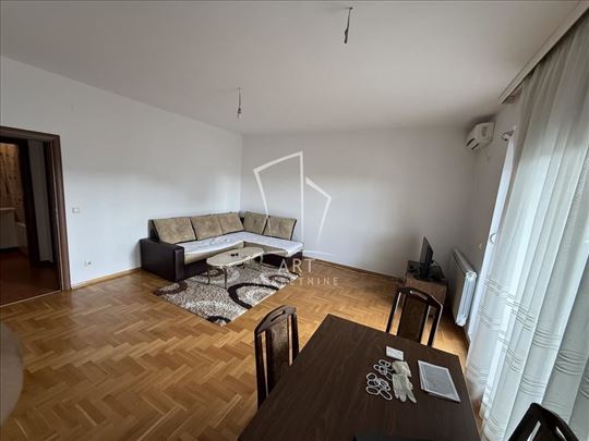 Zemun , namešten 2.5 stan ID#11286
