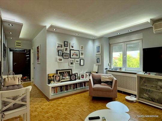Blok 62 funkcionalan, kompletno renoviran, 90(L)
