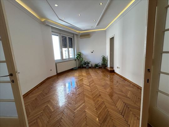 Lep, renoviran, niski troškovi!