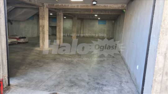 Magacin Altina 190m2