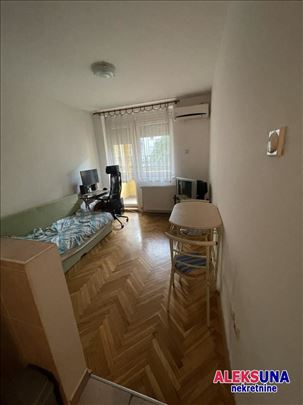 Novi Sad, Cara DuŠana, Stan, 0.5, 24,00m2