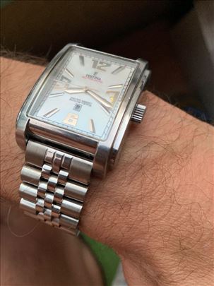 Festina automatik sat sa jubilej narukvicom nov