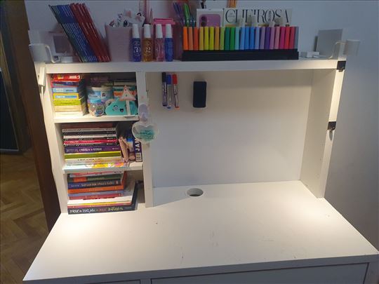 Micke Ikea radni sto