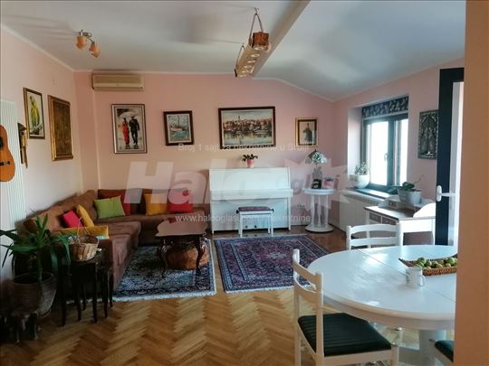 3.0 stan na Vračaru + galerija + ekskluzivna bašta