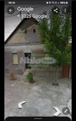 Izdajem dve kuce slabo nameštene u Zemunu 