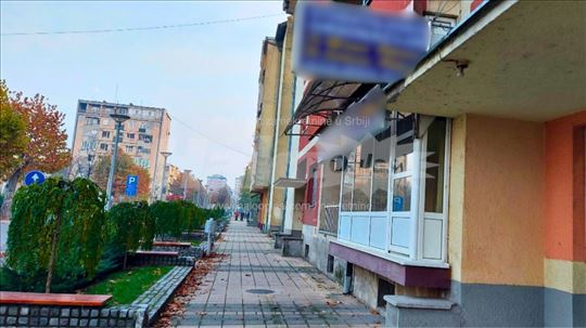 LOKAL 60m² centar-Loznica