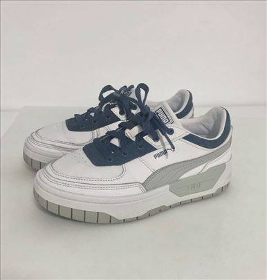 Puma sneakers 